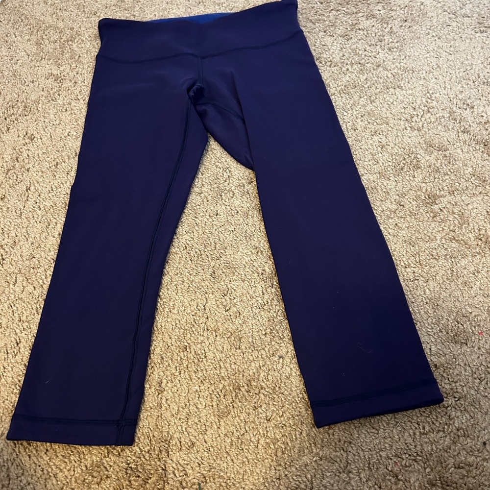 57. Lululemon leggings blue reversible purple